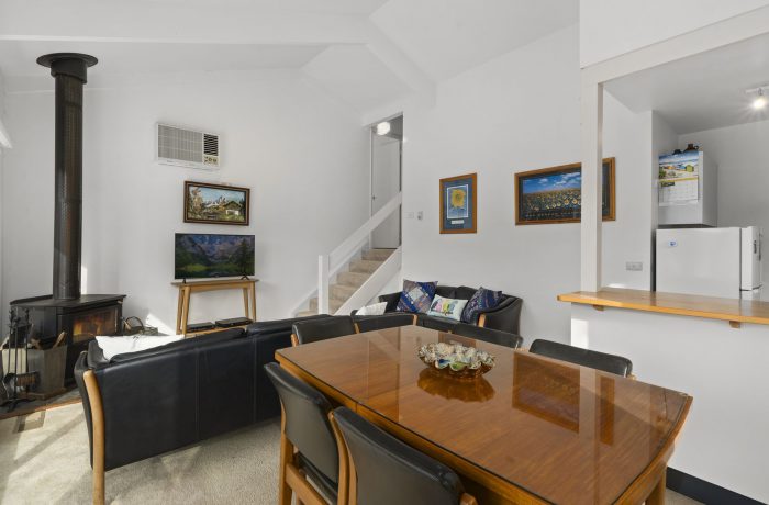 Unit 2/1 Summit View Ct, Merrijig VIC 3723, Australia