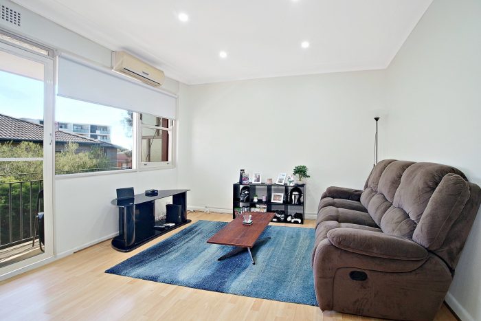 Unit 6/7A Reginald Ave, Belmore NSW 2192, Australia