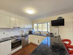 93A St Andrews St, Aberdeen NSW 2336, Australia