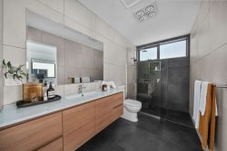 Unit 4/34A Bayfield St, Bellerive TAS 7018, Australia