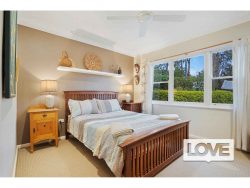 11 Charlton St, Eleebana NSW 2282, Australia