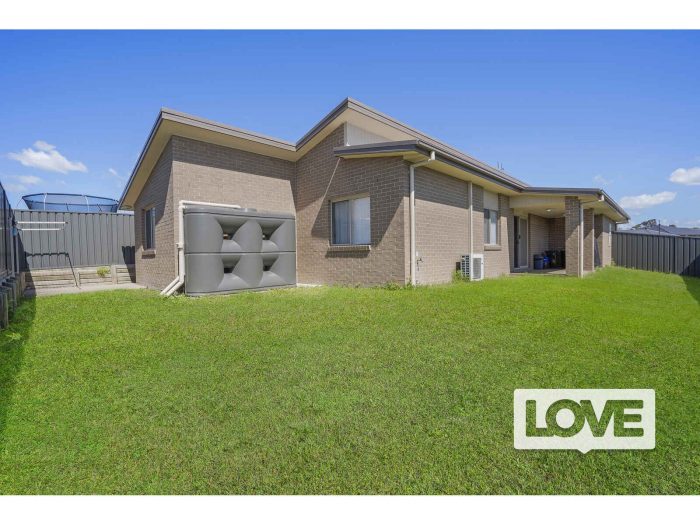 24 Glen Ayr Ave, Cliftleigh NSW 2321, Australia