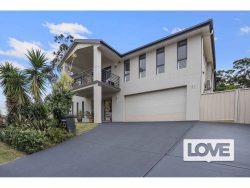 15 Karina Pl, Bolton Point NSW 2283, Australia