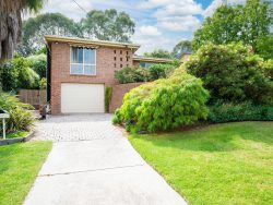 842 Lamport Cres, West Albury NSW 2640, Australia