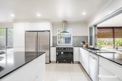 9 Midway Ave, Wollongbar NSW 2477, Australia