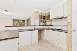 Unit 1/52 Winchester Pl, Ballajura WA 6066, Australia