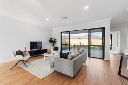 37A Haig St, Ashfield WA 6054, Australia