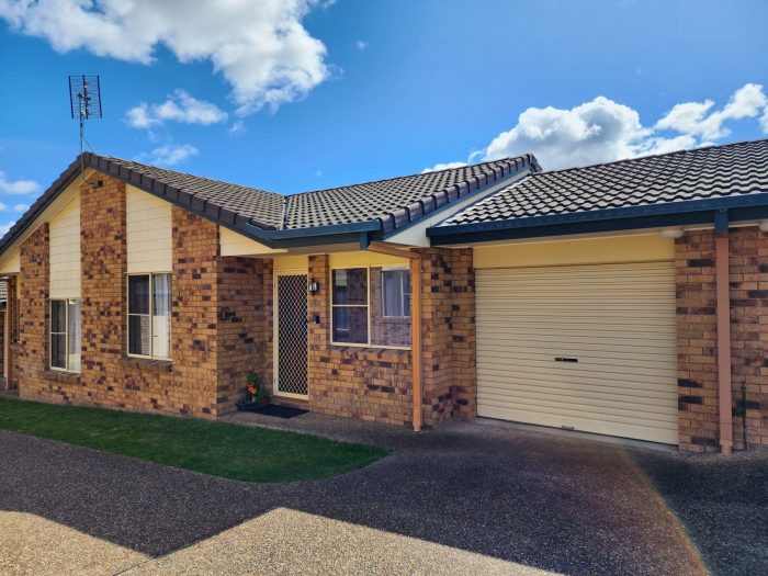 Unit 2/38 Short St, Stanthorpe QLD 4380, Australia