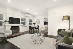 4 Thomas St, Malvern East VIC 3145, Australia