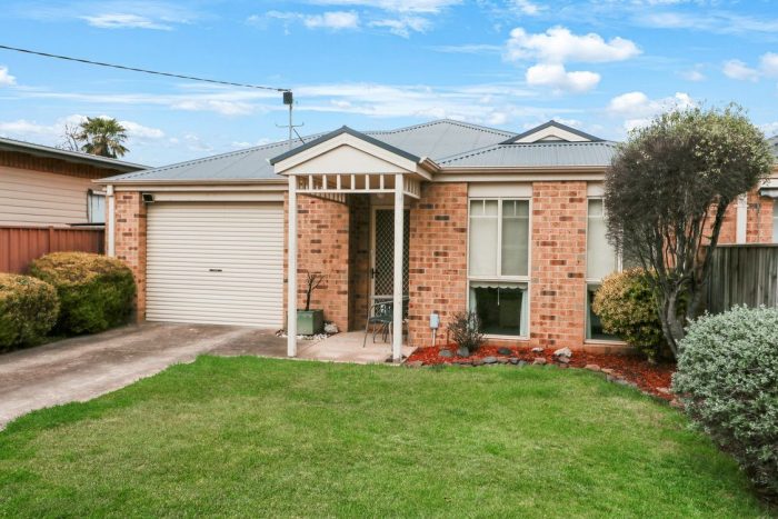 Unit 1/134 High St, Mansfield VIC 3722, Australia