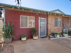 4A Kirwan Ct, Hannans WA 6430, Australia