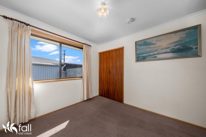 Unit 2/21 Bay Rd, Midway Point TAS 7171, Australia