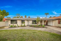 7 Leaside Way, Greenwood WA 6024, Australia