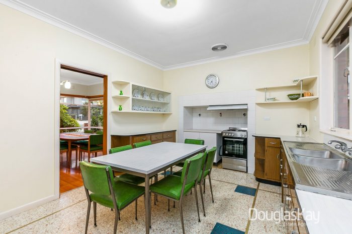 4 Lorraine Ct, Sunshine VIC 3020, Australia