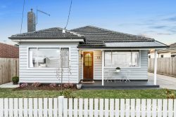 18 Newman St, Sunshine VIC 3020, Australia