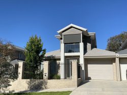 13 Sage Ct, Baranduda VIC 3691, Australia