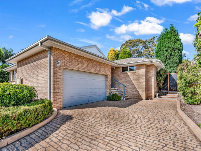 6B Dilkera Ave, Valentine NSW 2280, Australia