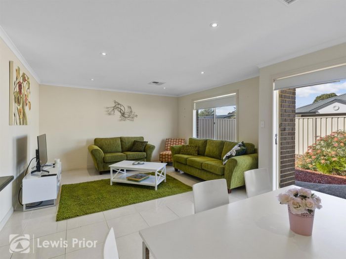 86 Beaconsfield Terrace, Ascot Park SA 5043, Australia