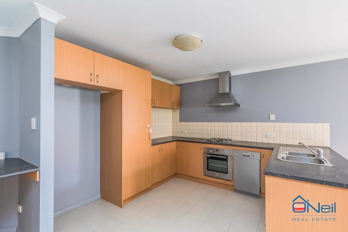 Unit 19/135 Challis Rd, Seville Grove WA 6112, Australia