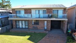 19 Dalmeny Dr, Kianga NSW 2546, Australia