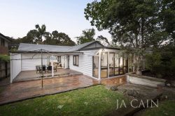 51 Great Valley Rd, Glen Iris VIC 3146, Australia