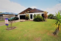 35 Lucy Ct, Mirani QLD 4754, Australia