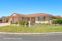 38 Susan Ct Yakamia WA 6330, Australia