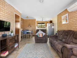 Unit 4/177 Varden St Piccadilly WA 6430, Australia