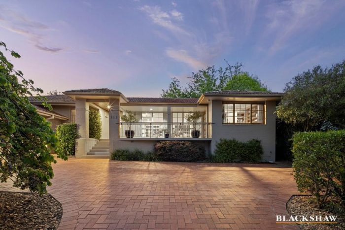 4 Wickham Cres, Red Hill ACT 2603, Australia