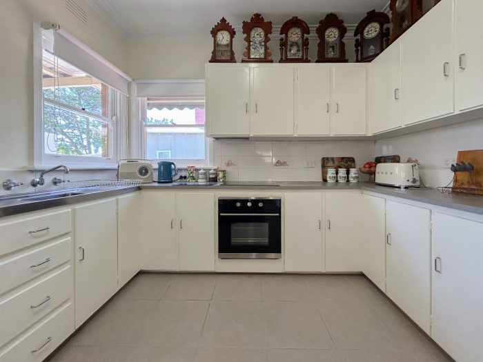 33 Andrew St Kerang VIC 3579, Australia