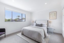 1B Castelnau St Caringbah South NSW 2229, Australia