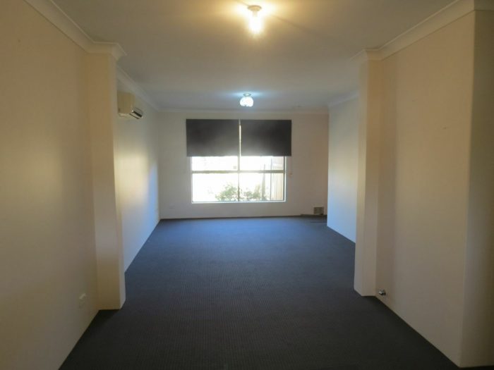 Unit 11/5 Park Rd Midvale WA 6056, Australia