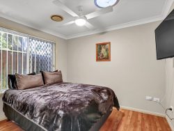 Unit 2/56 Crossingham St, Toukley NSW 2263, Australia