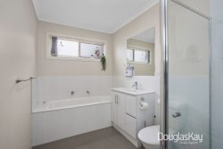 Unit 2/15 Phoenix St Sunshine North VIC 3020, Australia