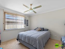 60 Louisiana Rd, Hamlyn Terrace NSW 2259, Australia