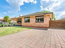 535 Prune St, Lavington NSW 2641, Australia