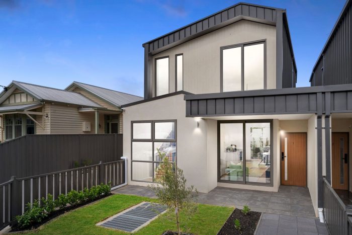 Unit 1/7 Creswick St, Footscray VIC 3011, Australia