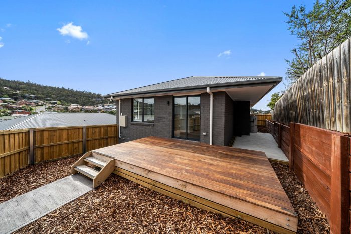 Unit 3/24 Dumbarton Dr, Geilston Bay TAS 7015, Australia