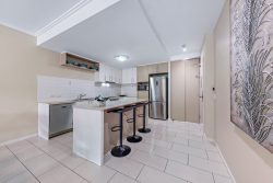 12/15 Flame Tree Ct, Summit Apartments, Airlie Beach QLD 4802, Australia