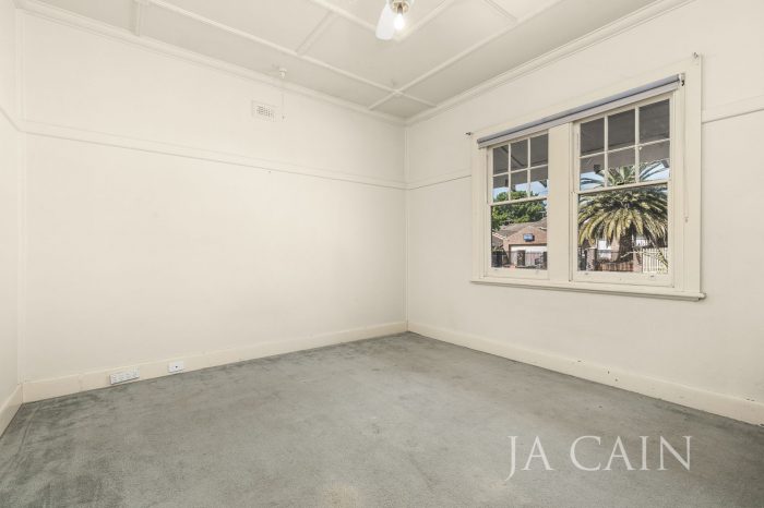 13 Glencairn Ave, Camberwell VIC 3124, Australia