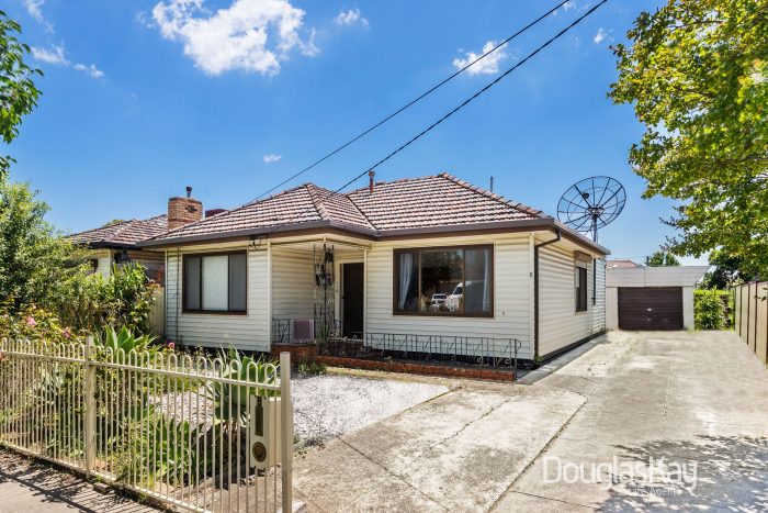 8 Hassett St, Sunshine North VIC 3020, Australia