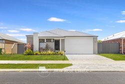 12 Gigondas St, Yalyalup WA 6280, Australia