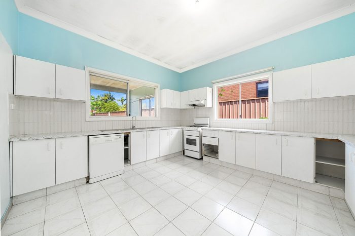 14 Hevington Rd, Auburn NSW 2144, Australia