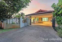 59 Holman St, Alfred Cove WA 6154, Australia