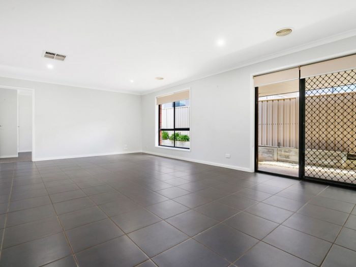 62 Lawson Cct, Lavington NSW 2641, Australia