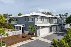 11/131 Leicester St, Coorparoo QLD 4151, Australia