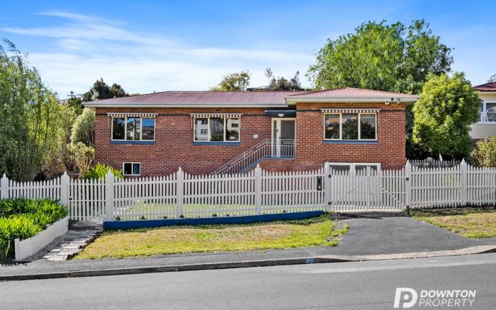 71 Springfield Ave, West Moonah TAS 7009, Australia