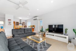 6 Sailfish St, Corlette NSW 2315, Australia