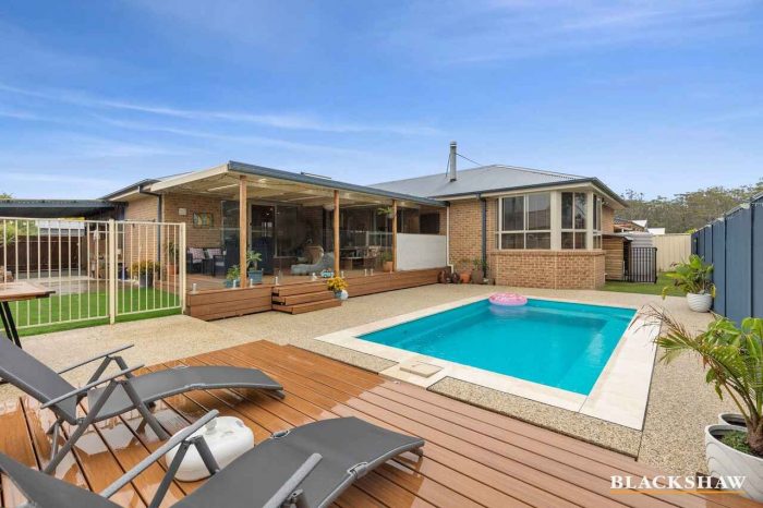 21 Woolabar Dr, Broulee NSW 2537, Australia