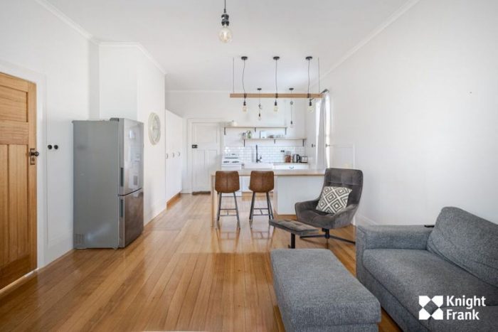 Unit 1/113 Steele St, Devonport TAS 7310, Australia